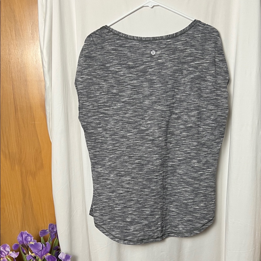 Lululemon Sweat Times Short Sleeve Heathered Black Tee Size XL - Picture 7 of 8